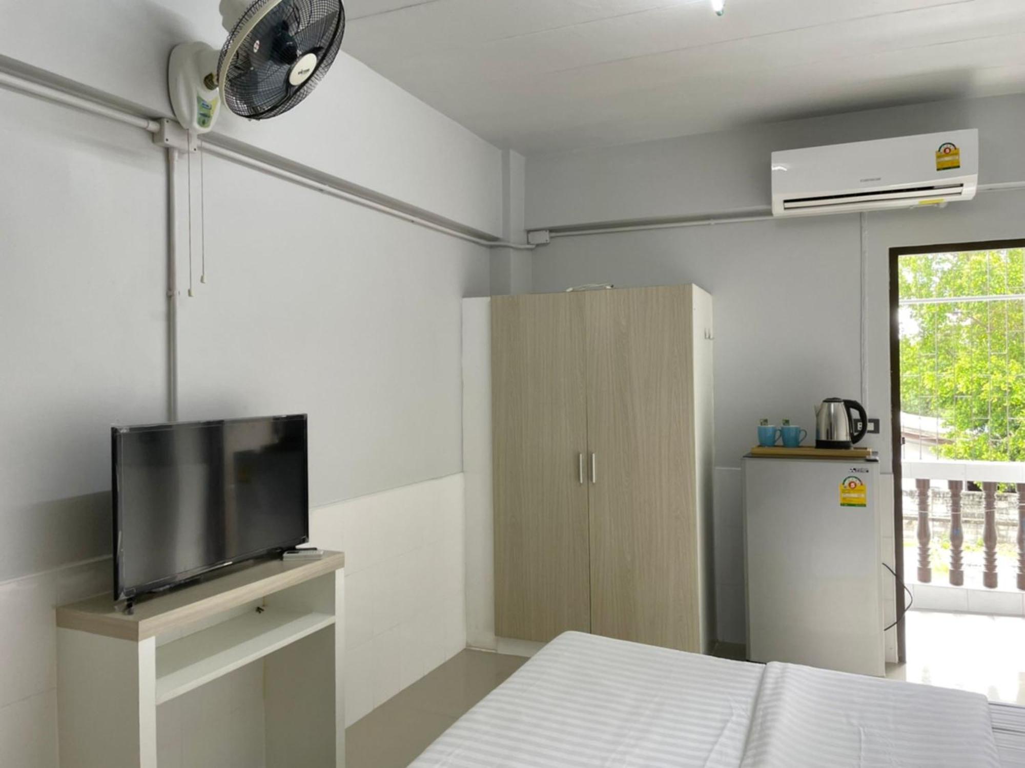 Ze Residence Ram Intra Bangkok Exterior foto